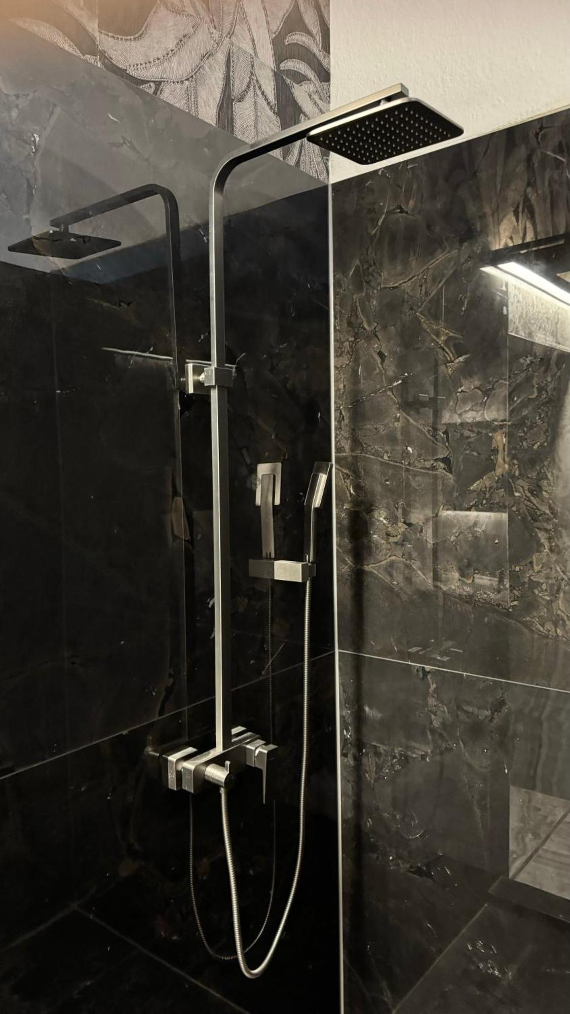 Exklusive Im Herzen Muenchens Appartamento
